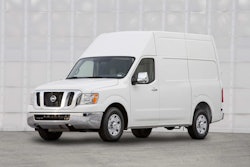 04 2011 Nissan NV
