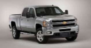 The 2011 Chevrolet Silverado Heavy Duty sets a new towing standard by not requiring a weight-distributing hitch to tow maximum loads.