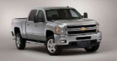 The 2011 Chevrolet Silverado Heavy Duty sets a new towing standard by not requiring a weight-distributing hitch to tow maximum loads.