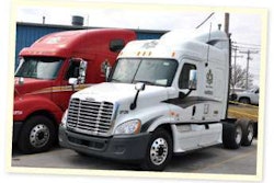 One of the big weight savers on the MegaTruck is the spec’ing of a 48-inch mid-roof sleeper rather than the taller sleepers currently used on many other O&S Trucking trucks.