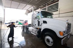 Mack Centro