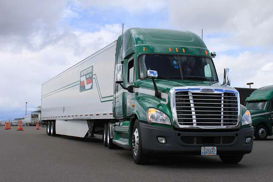 Interstate Distributor Rv Trailer Interstate Distributor installing Freight Wing trailer side skirts ...
