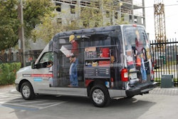 Nissan Nv