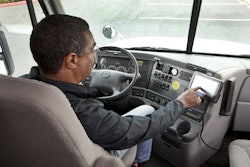 Qcom Truck Lifestyle41 C7 Db