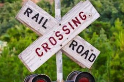 Rr Crossing E1312386899371