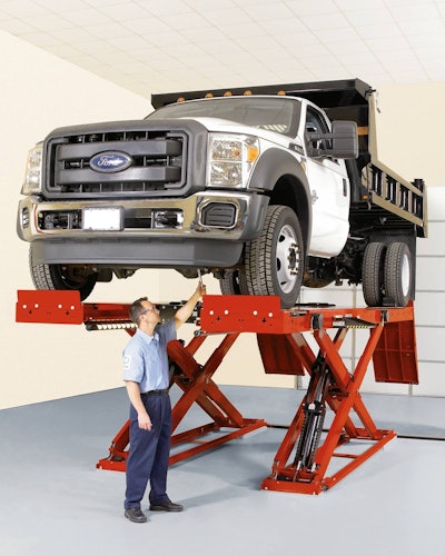 Hunter Rx16 Scissor Lift