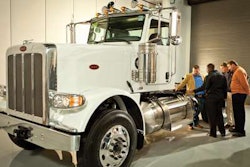 Peterbilt Rush 388 Lng Truck Review