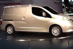 Nissan E1328740121273