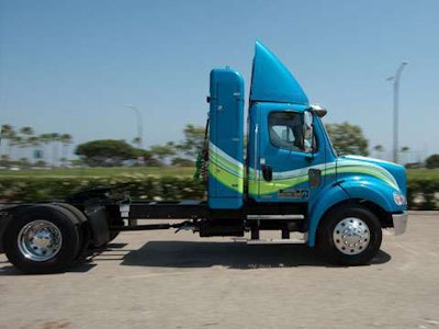 Show truck semi