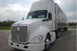 The front end of Kenworth’s new T680 tractor builds on the company’s aerodynamic heritage with a smooth sculpted look. No sharp or protruding edges are evident.
