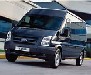 Ford’s full-size Transit van will be available with the same 3.5-liter Ecoboost rear-wheel-drive powertrain found in the F-150 pickup truck line.