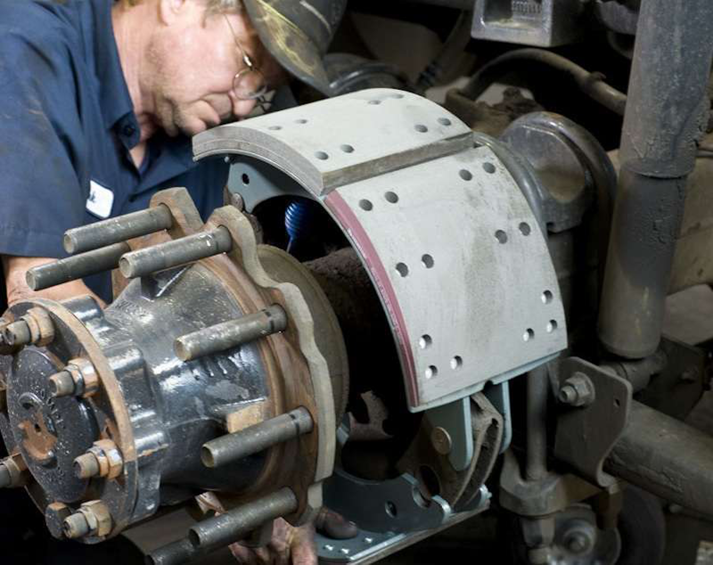 Bendix gives tips for improving Scam brake performance and life