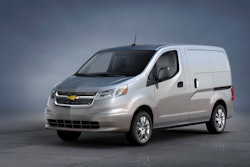 2015-Chevrolet-City-Express-001-medium