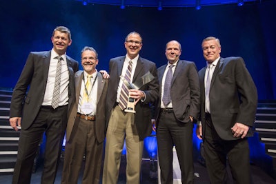 Mack_Trucks_winner_of_steelprize_2013_5