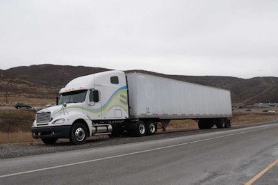 Glider kits, such as one for a Kenworth T660 similar to this 2013 model, can allow fleets to begin using natural gas trucks for less than purchasing a new dedicated LNG or CNG vehicle.
