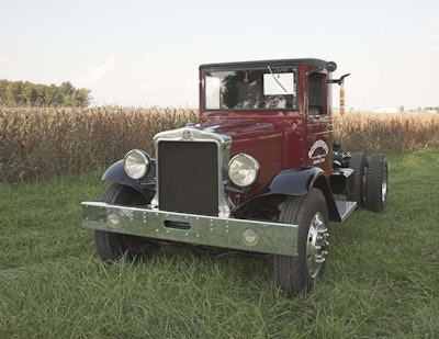 Dave Schroyer began driving for his family’s company, Schroyer Inc., an agricultural farm supplies hauler, when he turned 16. He followed in the footsteps of his father, who at the age of 19 bought two trucks shortly after he graduated from high school, and started the family business. After his family started collecting antique trucks in the early 1980s, Schroyer bought a 1931 Kenworth Model N equipped with a 590-cubic-inch Hall-Scott engine from a long-time friend.