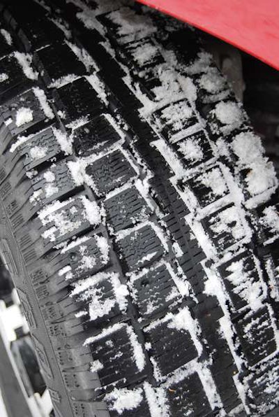 Cooper’s tread design and compounds were developed specifically for optimum traction in snow and on ice.