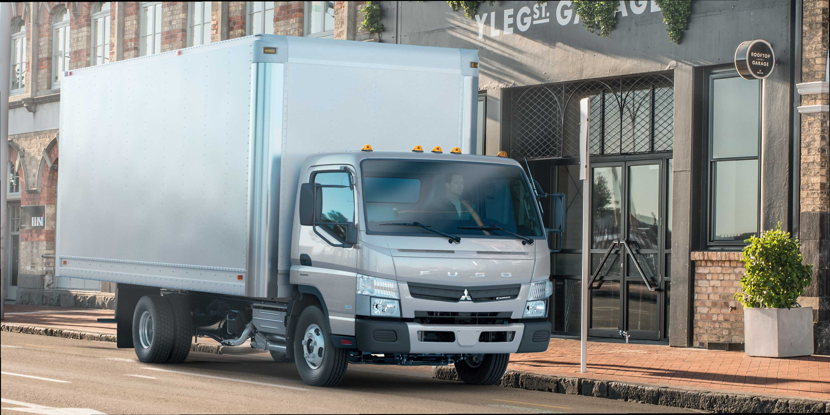 New-FUSO-Canter-FE130