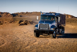 photo_granite roll-off in desert