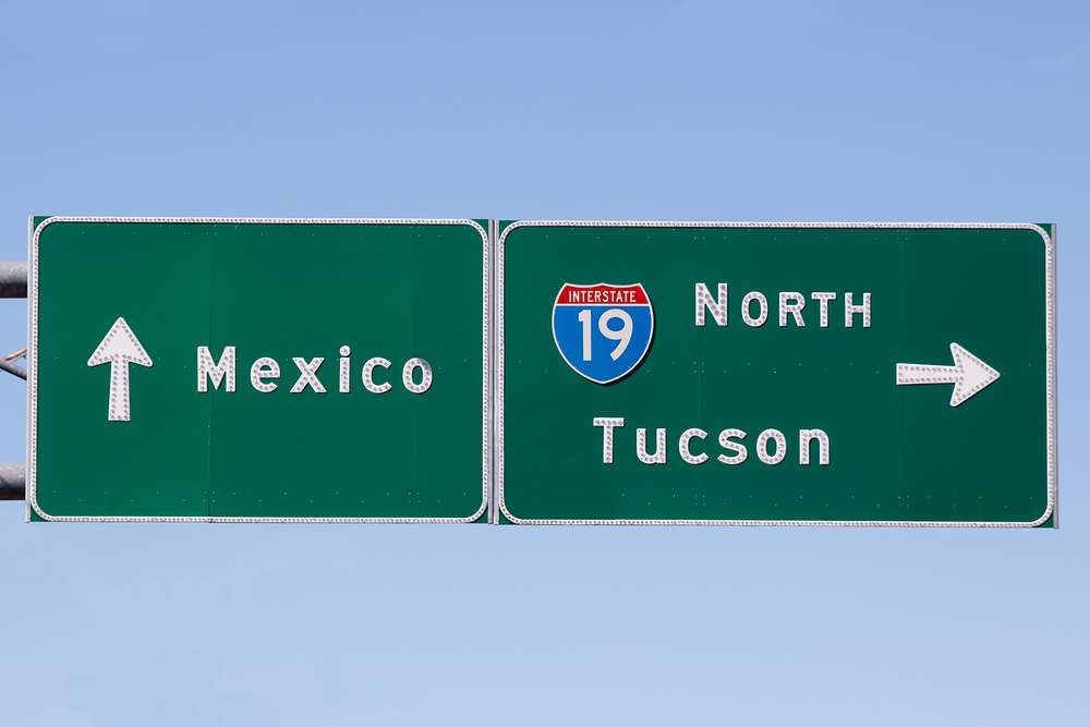 cross border mexico crossing arizona