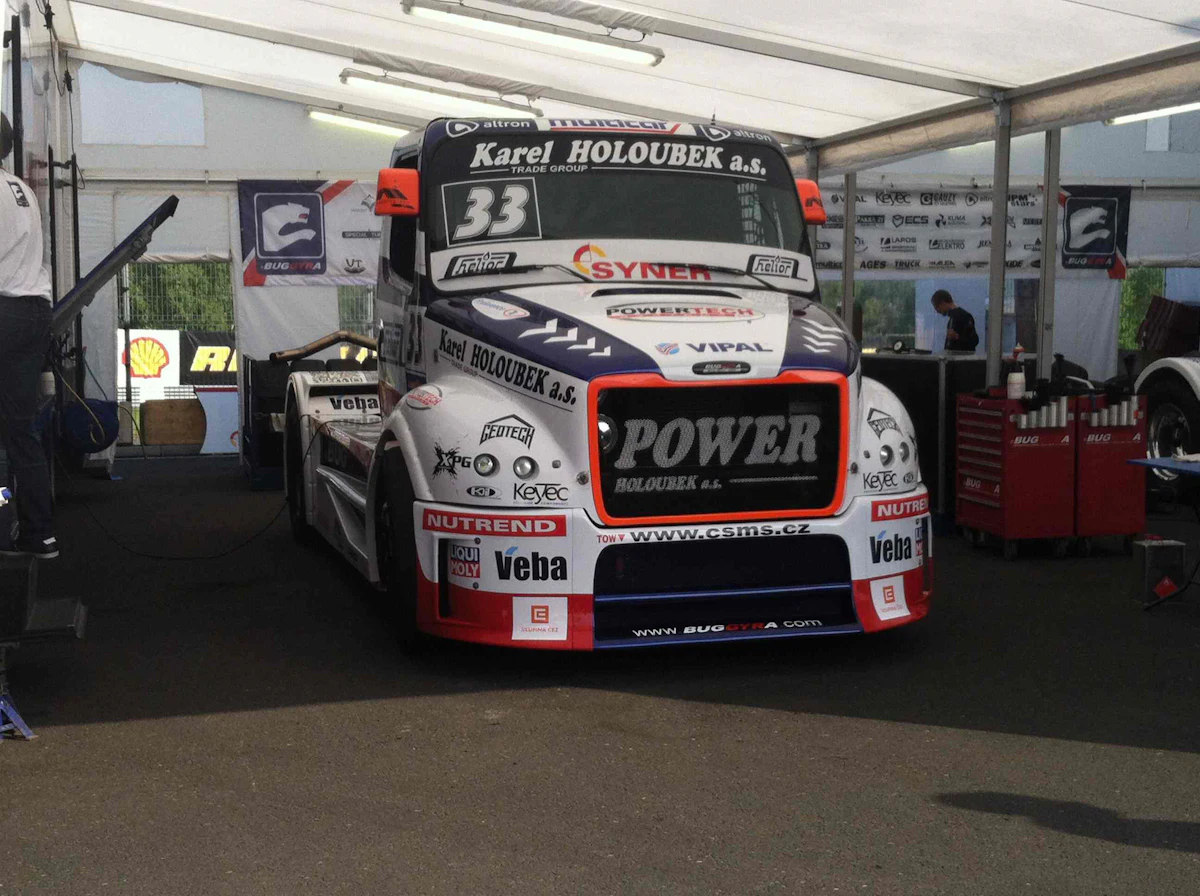 Video log: In the pits with a European truck racing team | Commercial ...