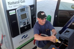 Hwt Senior Editor Bruce Smith Fueling 2015 Chevy Silverado With Cng