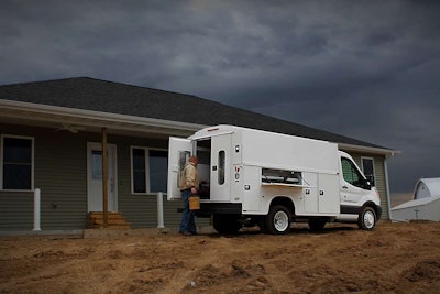 Ford_Transit_KUV_Vocational_11