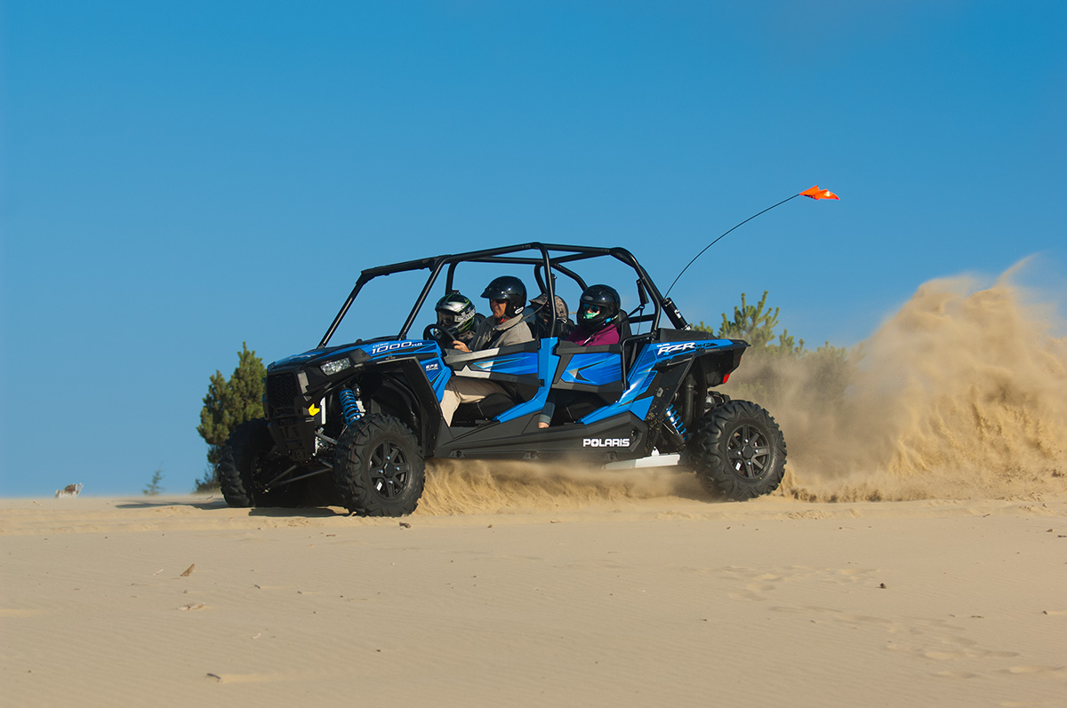 w 2LW_7550PolarisRZR4
