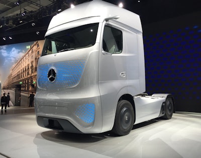 Daimler’s Future Truck 2025 certainly passes the looks test. But when might such a truck be available in North America, and how will it be used?