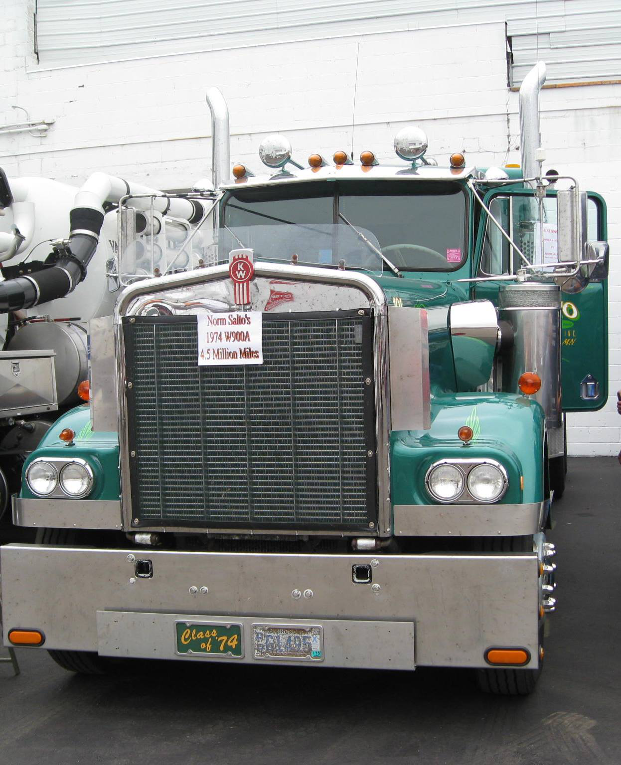 15422042935_f325a34924_o