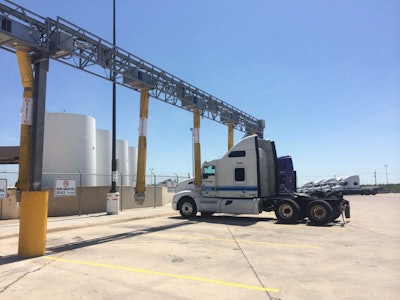 A new partnership will allow IdleAir to provide power to trucks at its locations through eNow’s solar panels.