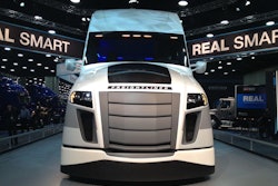 The public got an up close look at Freightliner ’s SuperTruck concept last week at the Mid-America Trucking Show.