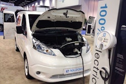 10002712_10201660792181833_773305855_n