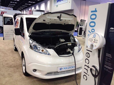 10002712_10201660792181833_773305855_n_0