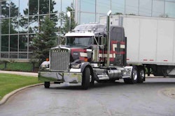 Kenworth ICON 900 6