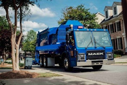 Mack LR Model 1