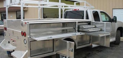 Alum-Line Open Middle Service Body