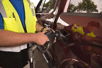 Gas Pump Fill BWS_3182_01