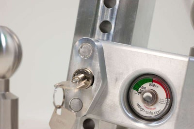 Weigh-Safe hitch shows tongue-weight right on the hitch shank.