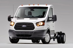 15TransitChassisCab_01_HR