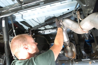 Videos show how to install all types of Curt hitches including goosenecks.