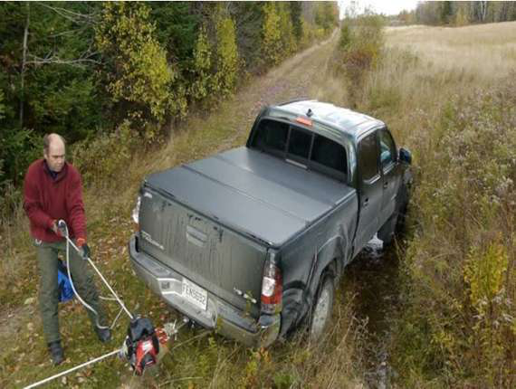 winch_pulling_truck
