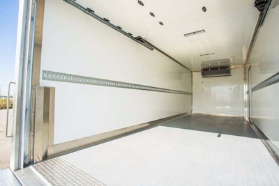 Refrigerated Truck Body 6 C0 A6258 720x480 72 Rgb