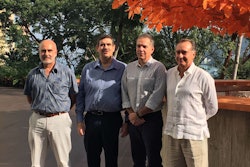 Ramón Medrano (Frio Express), Alex Theissen (Femsa Logística), Stfan Kürschner (Daimler Commercial Vehicles Mexico) and Miguel Gómez (Fletes México)