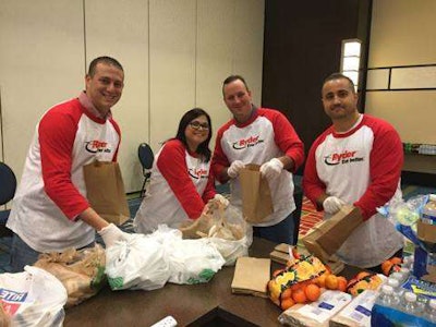 Ryder participated this week in #GivingTuesday, a nationwide event that encourages charitable service to nonprofit organizations.