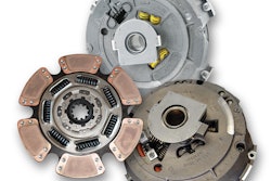 Meritor AllFit Clutch Portfolio (on white, shadow)
