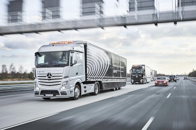 Daimler also unveiled its Highway Pilot Connect platooning technology.