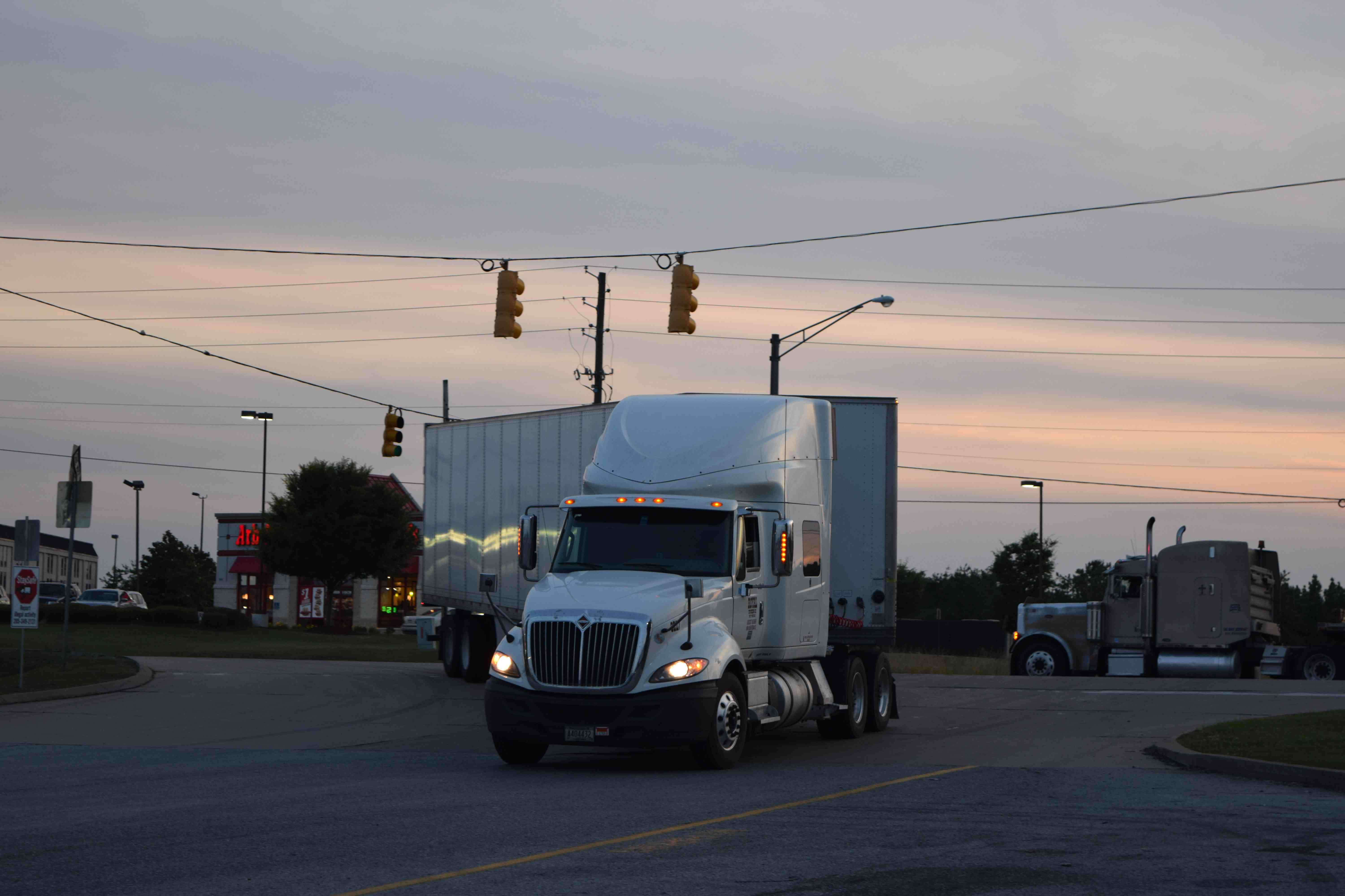 truckstop truck stop hours of service evening parking hos fuel island20160526_0043