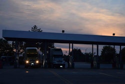 truckstop truck stop hours of service evening parking hos fuel island20160526_0046