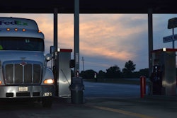 truckstop truck stop hours of service evening parking hos fuel island20160526_0055